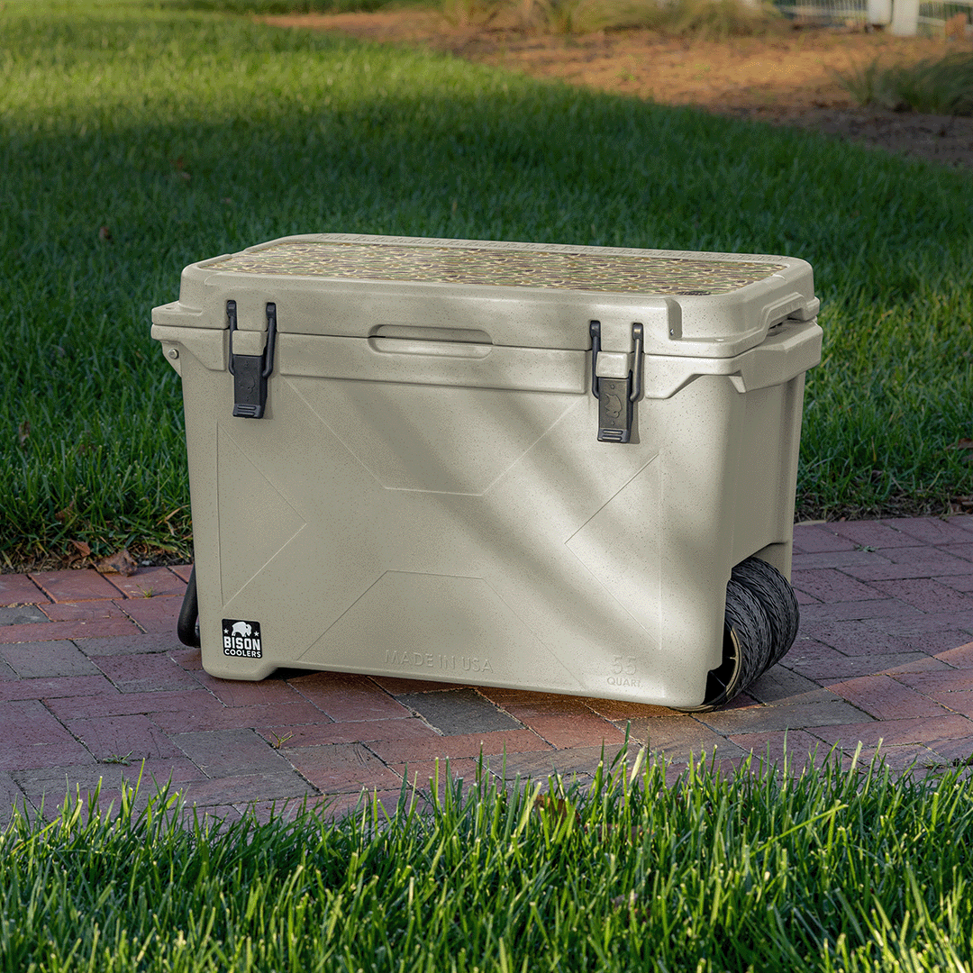 55qt Wheeled Duck Camo